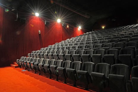 Cinéma Jeanne d'Arc - SAINT MAXIMIN (60) Cinéma Jeanne d'Arc - SAINT MAXIMIN (60)